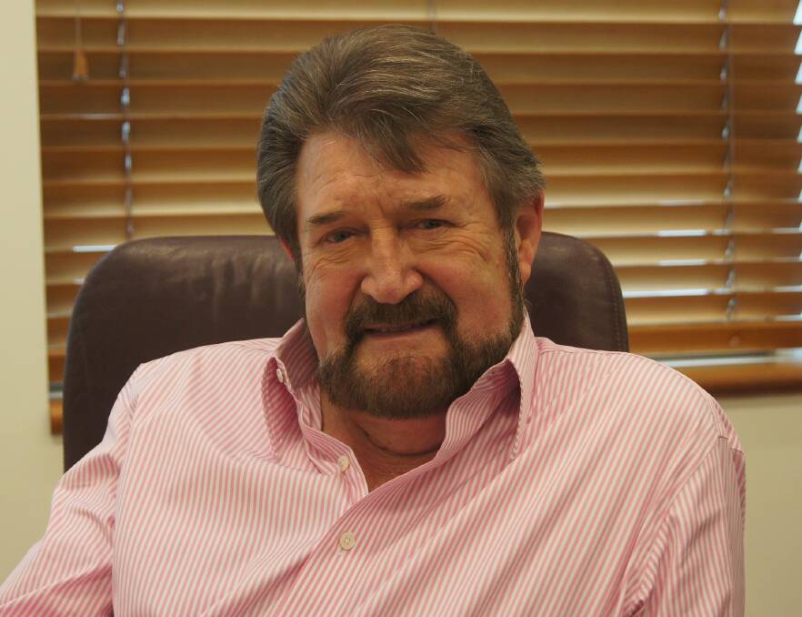 Victorian Senator Derryn Hinch remains staunch on wanting to ban live exports.