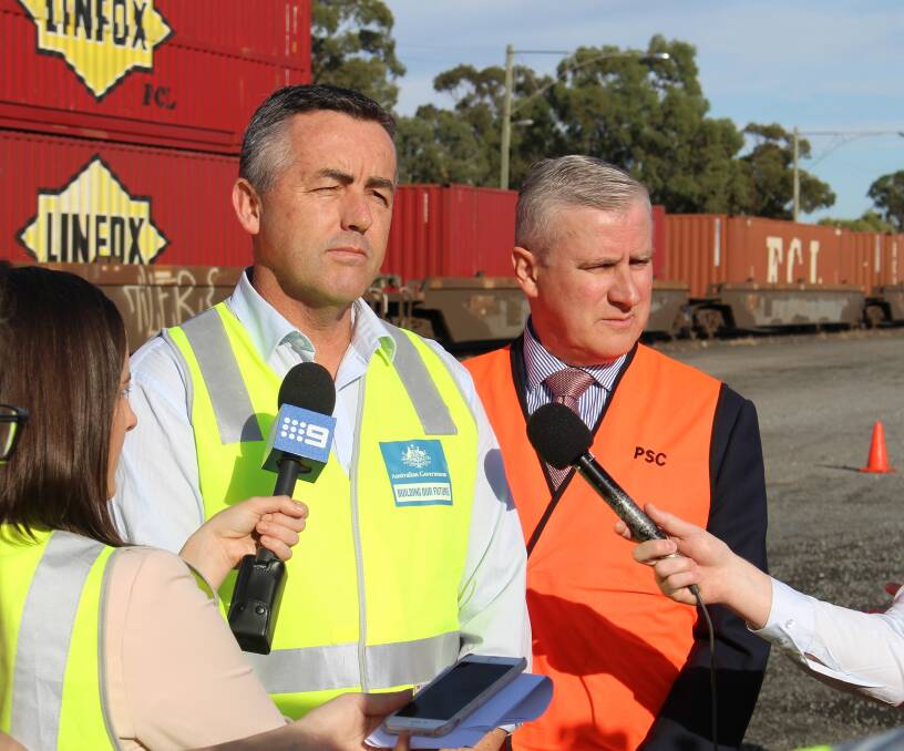Transport Minister Darren Chester and Small Business Minister Michael McCormack at today’s announcement that two rail bridges will be built at Tomingley West and Narwonah in central-west NSW.