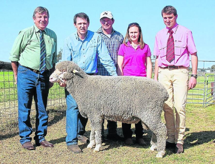 SAMM FANS: With the $1700 top-price SAMM ram at Galaxy Park’s Tintinara sale are Landmark auctioneer Malcolm Scroop, Galaxy Park’s Michael Gale, buyers Andy and Ingrid Kellock, Robe, and Elders Tintinara’s Justin Robertson.