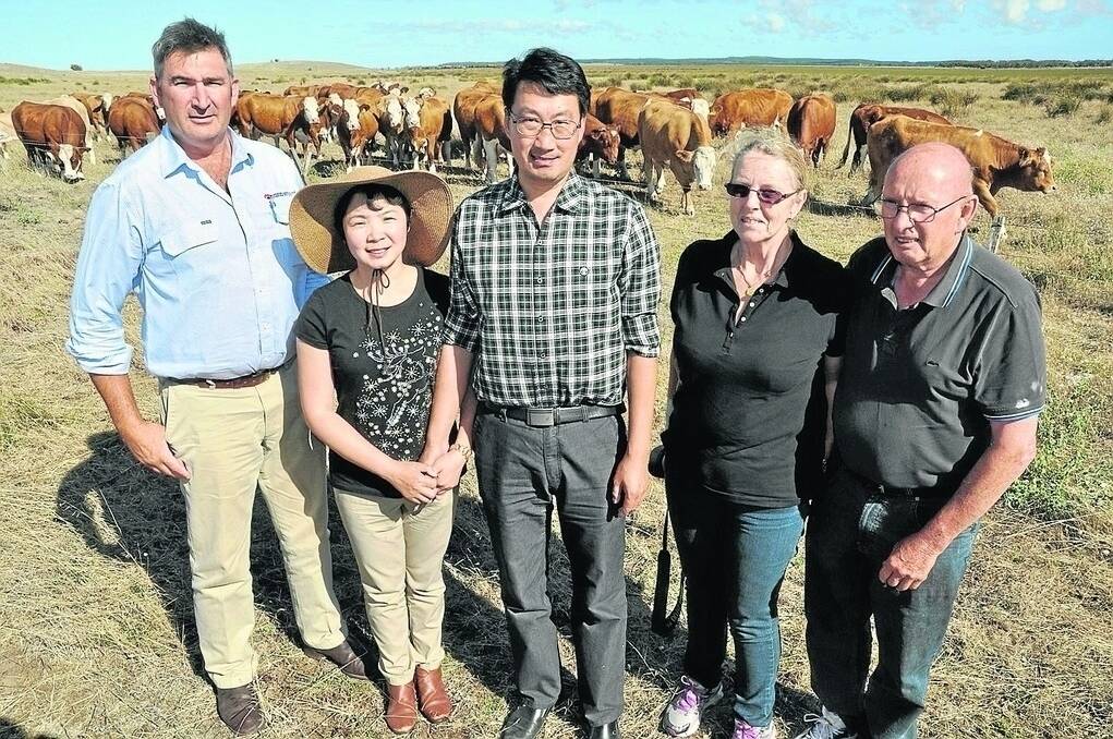  Xu Wenli (Lily) and Zhu Dong (Dong) were excited to buy most of the Waterfront stud herd from stud principals Wendy and Richard Hodge (right), Currency Creek and Tintinara. SAL general manager Laryn Gogel (left) negotiated the deal.
