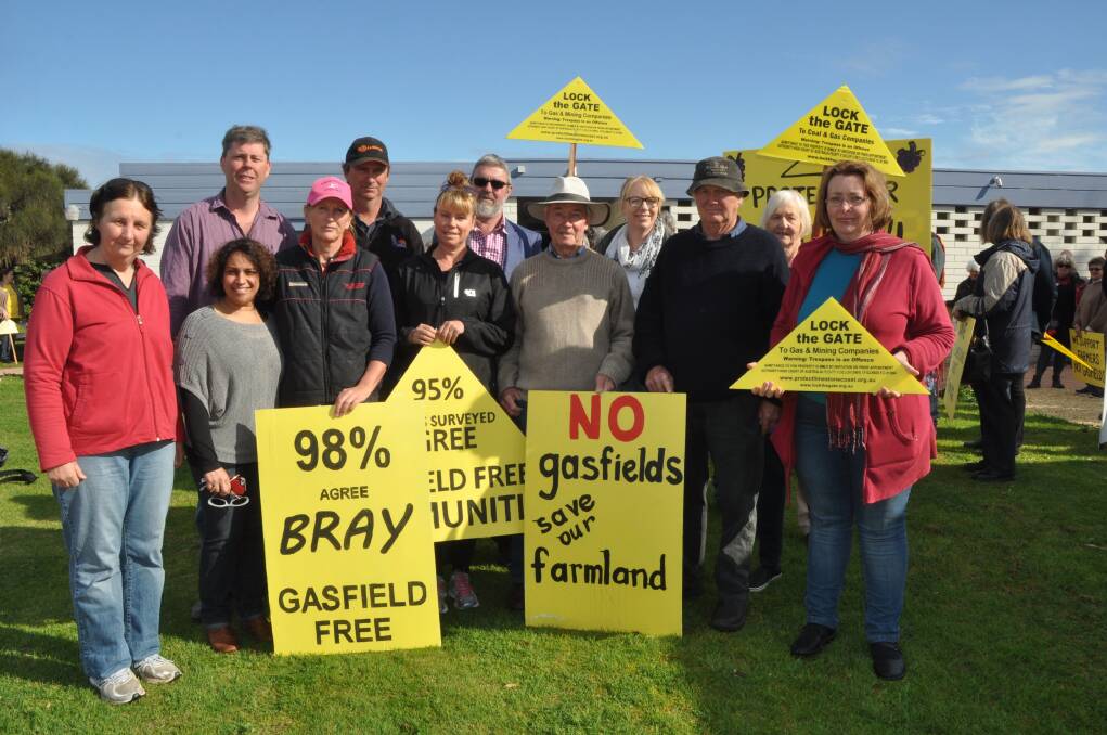 More than 100 concerned residents including many landholders voiced their concerns to the Natural Resources Committee in Robe last week before a sitting of the Parliamentary Inquiry into Unconventional Gas in the South East.