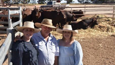 Mark Bazeley, Burramurra Santa Gertrudis stud, Moama, NSW, (centre) was among the interstate travellers during Stock Journal Beef Week. He is pictured with Eleni and Alizah Fogden, Nangaringa/Boulview stud, via Loxton. Picture by Alisha Fogden