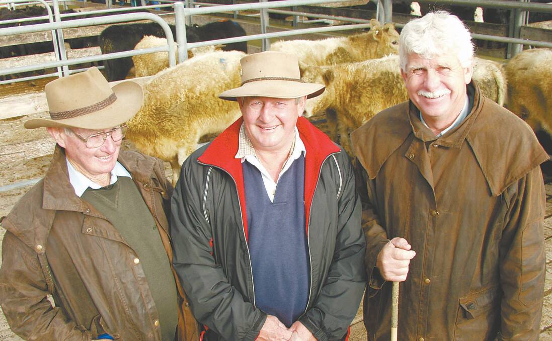 Geoff Wellington(middle) at a Millicent market.