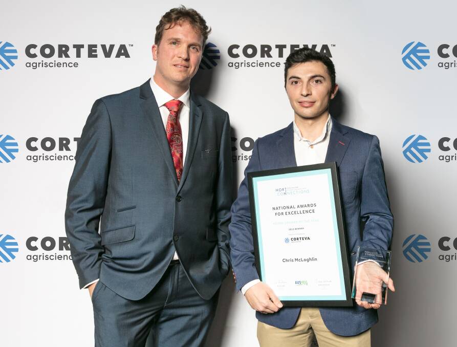 Nick Koch, Corteva Agriscience, with 2018 Young Grower of the Year Chris McLoghlin. Photo: AUSVEG