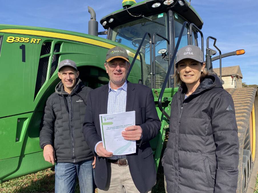 Bulla Burra's Robin Schaefer hosted Primary Industries Minister Tim Whetstone this morning for the launch of the draft SA Grain Industry Blueprint, which is now open for public consultation. Also pictured is GPSA's Tanja Morgan. 