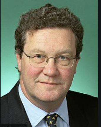 Former foreign affairs minister Alexander Downer has delivered a rebuke to China about its heavy-handed policies.