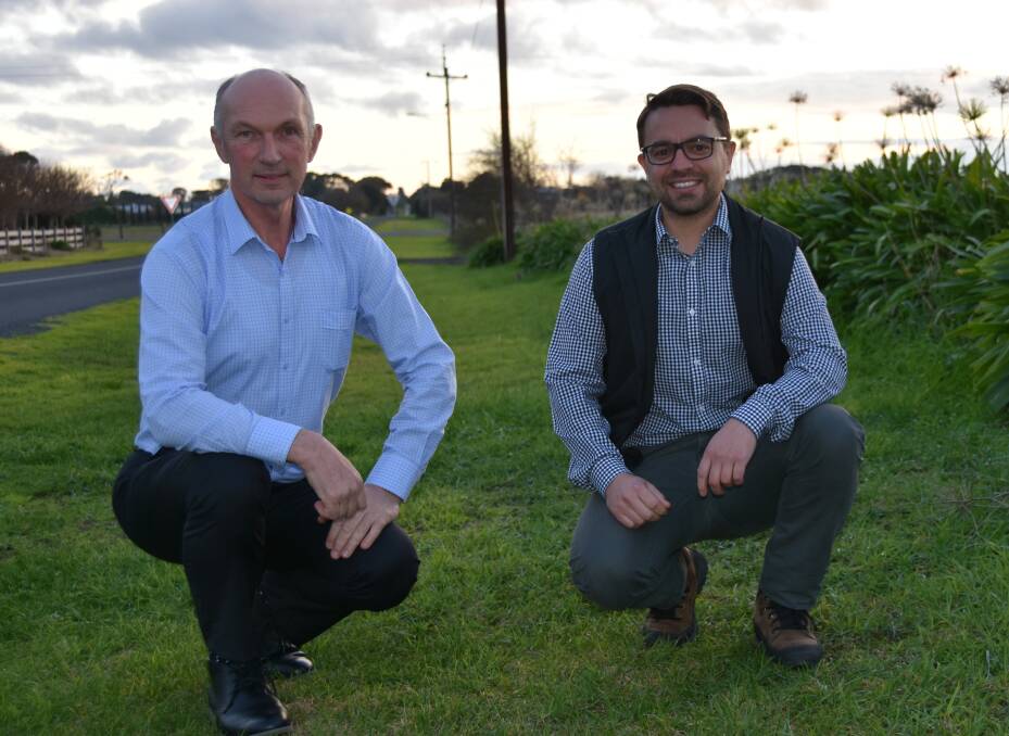 LOFTY GOALS: Dairy Feedbase co-director Kevin Argyle and Ellinbank, Vic, researcher Rodrigo Albornoz say there are big possibilities in managing pasture better.