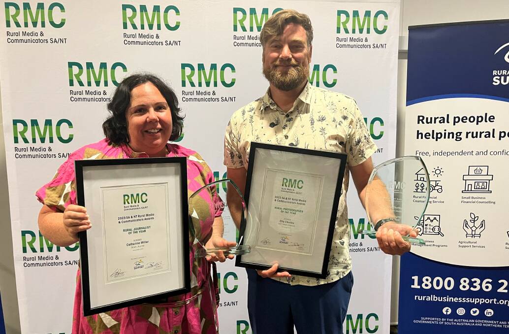 RMC SA/NT rural journalist of the year Catherine Miller, Stock Journal, with rural photographer of the year Che Chorley, ABC News Adelaide. Picture supplied