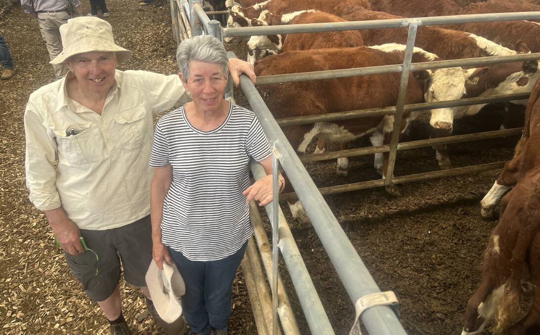 Ian and Judy Marshman, Limestone, sold 102 Hereford weaner steers to a top price of $1830.
