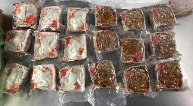 A Vietnamese man entering Sydney airport had his visa cancelled when he was found to be carrying four kilograms of pork-filled mooncakes.

