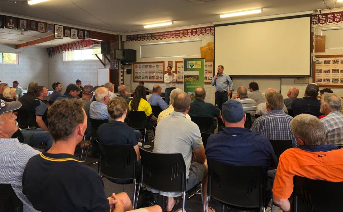Primary Industries Minister Tim Whetstone addresses graingrowers at Cummins on Tuesday. He and the state government were in attendance at the meeting about EP ports to keep abreast of any developments in the future of the projects.