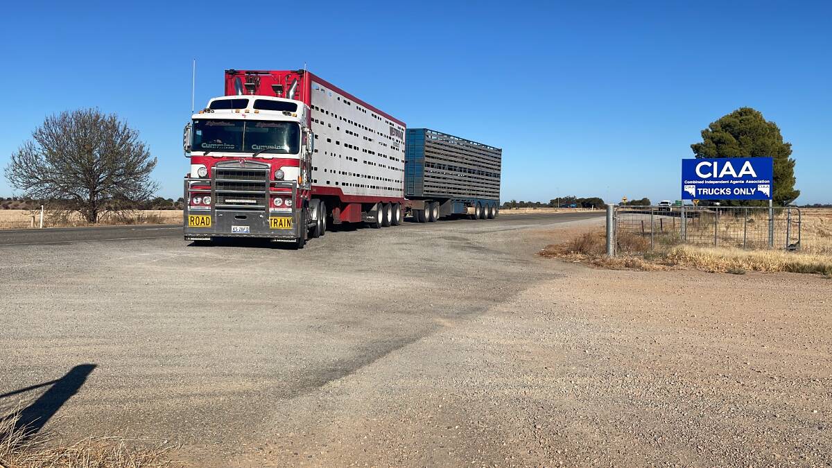 The 2007 Kenworth K104B towing the Westbrook Feedlot trailers into Crystal Brook. Picture by Kiara Stacey