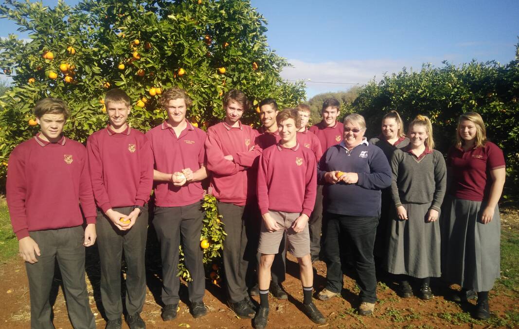ATASA award for excellence winner Justine Fogden (fourth from right) with Loxton High School students.